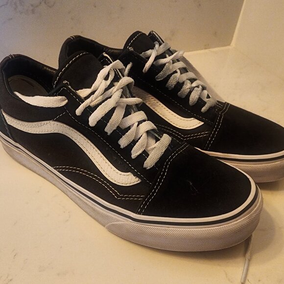 Vans Shoes - Vans, women's 7.5/men's 6